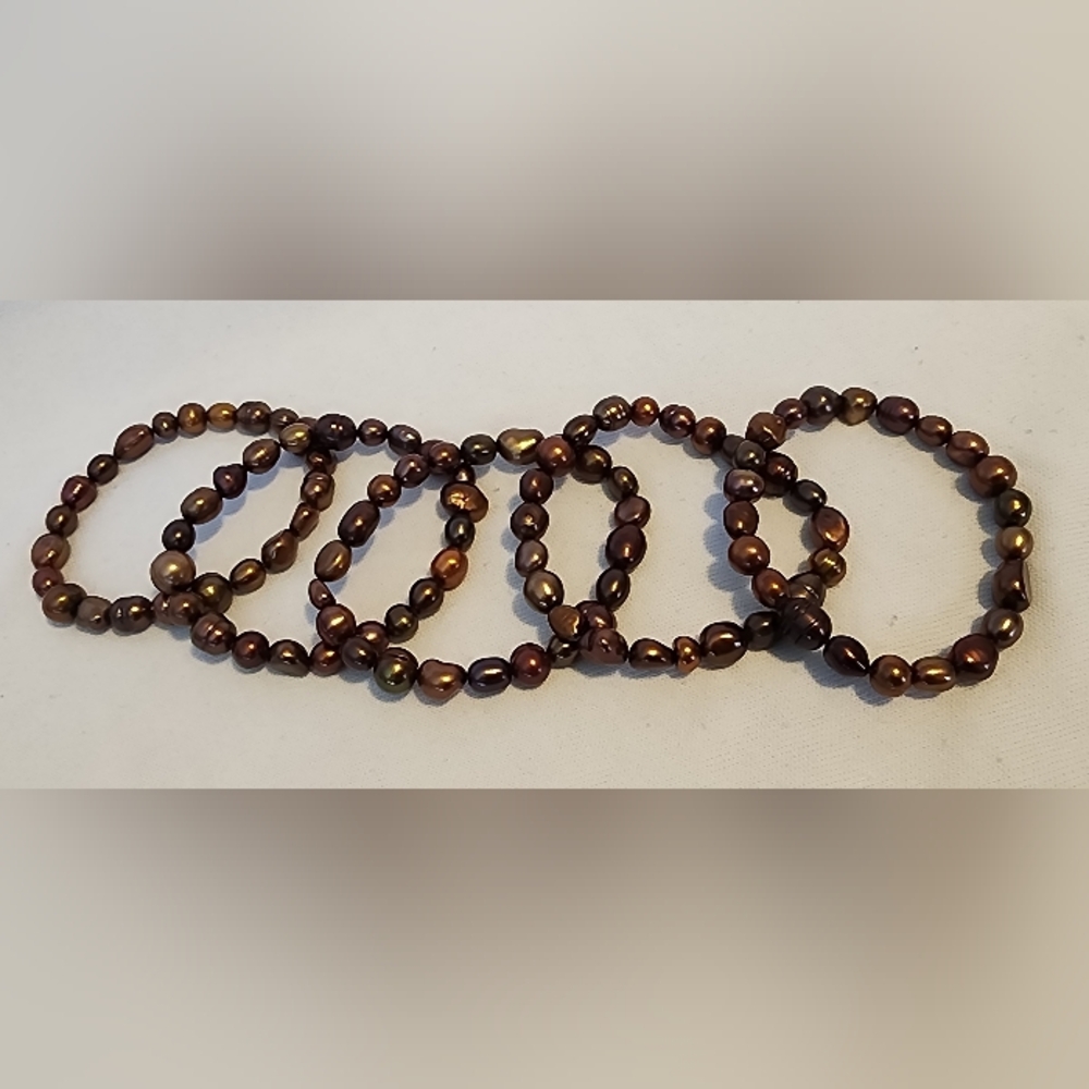 Elegant Brown Pearl Bracelet